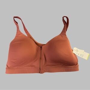 OLD NAVY Women’s Go Dry Zip Front Sports Bra
